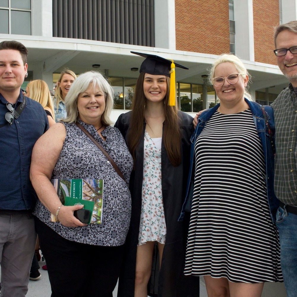 Meet your Posher, Terri